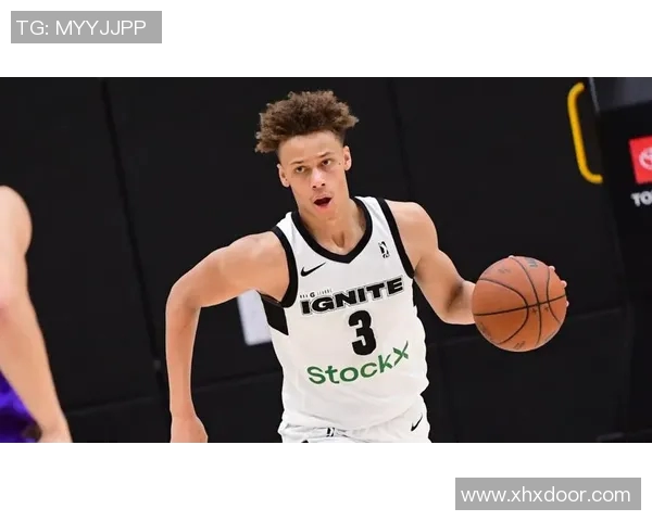 戴森丹尼尔斯的崛起之路：从青涩新秀到篮球明星的蜕变与挑战